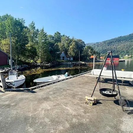 12 Person In Davik Σπίτι διακοπών