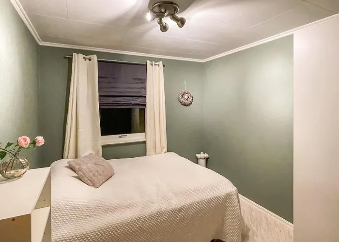 12 Person In Davik Vakantiehuis