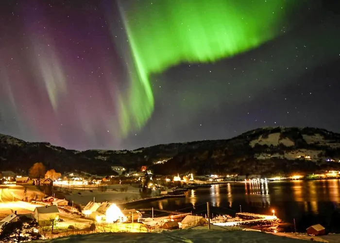 12 Person In Davik * Davik (Sogn og Fjordane)