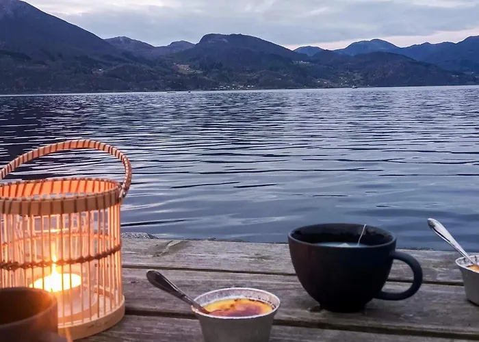 Feriehus 12 Person In Davik *